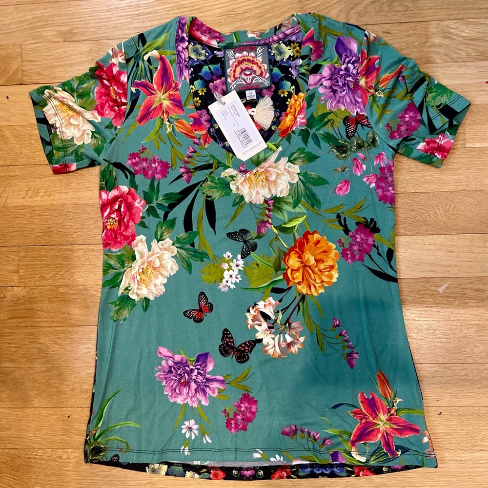 Johnny Was Tee - floral size XS